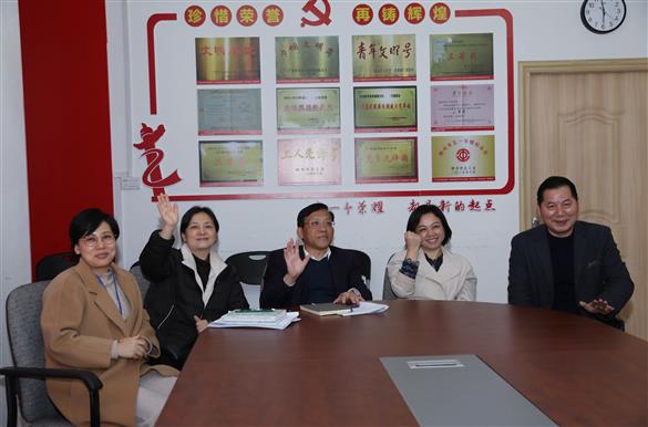 我院領(lǐng)導班子視頻連線慰問援柬埔寨醫(yī)療隊